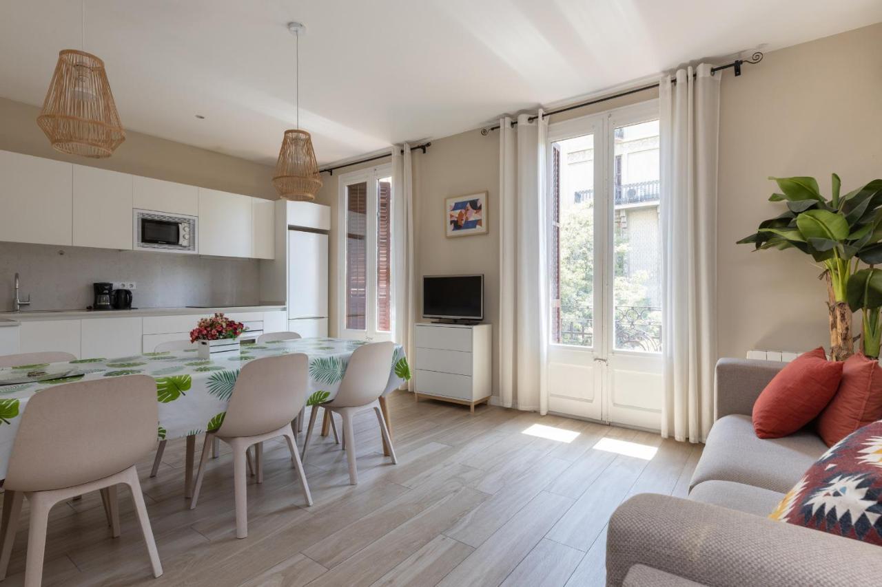 Aparteasy - Family 4-bedroom Appartement