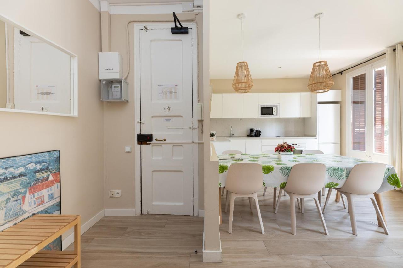Aparteasy - Family 4-bedroom Appartement Barcelona